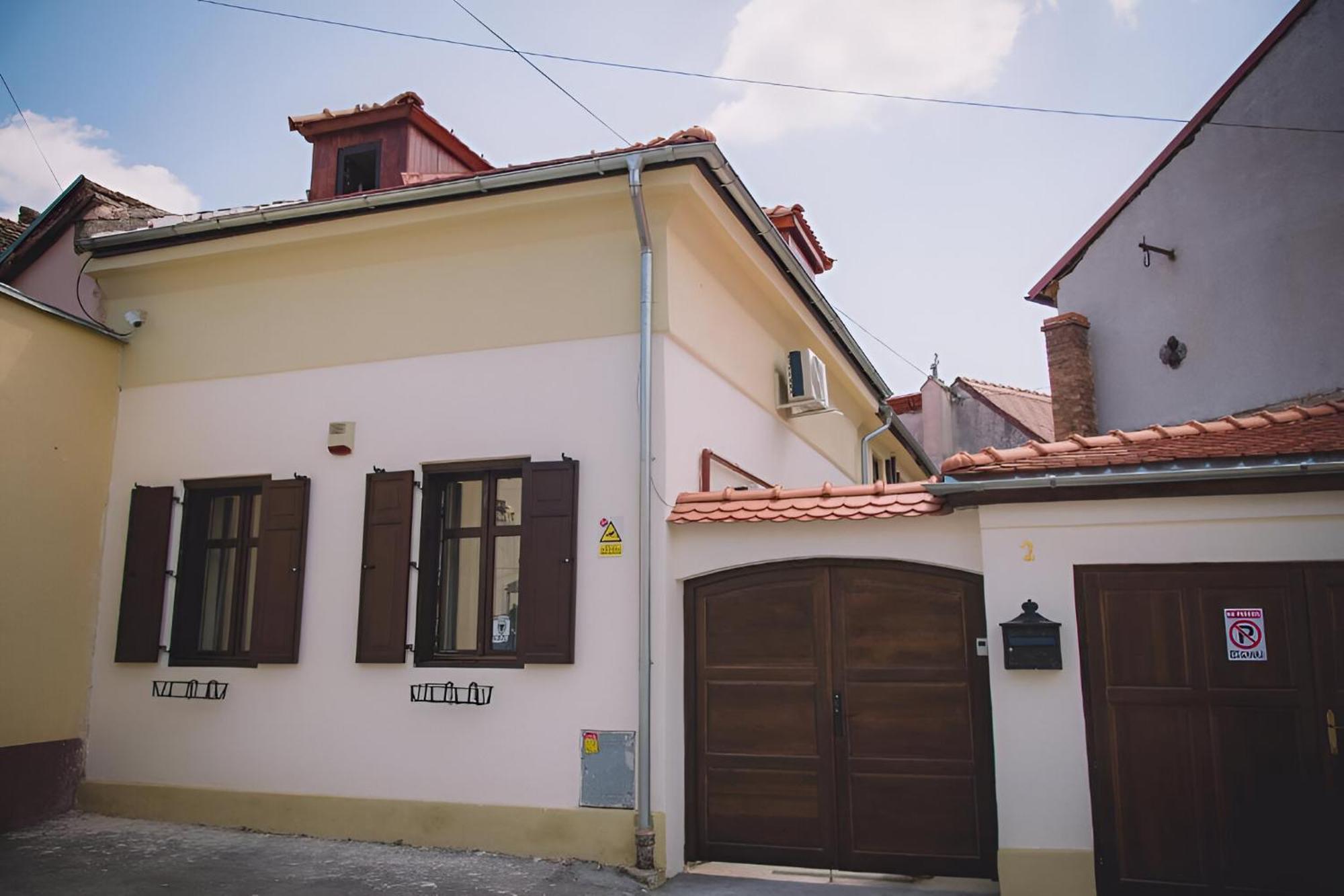 Aparthotel Cochet House Sibiu Exterior foto