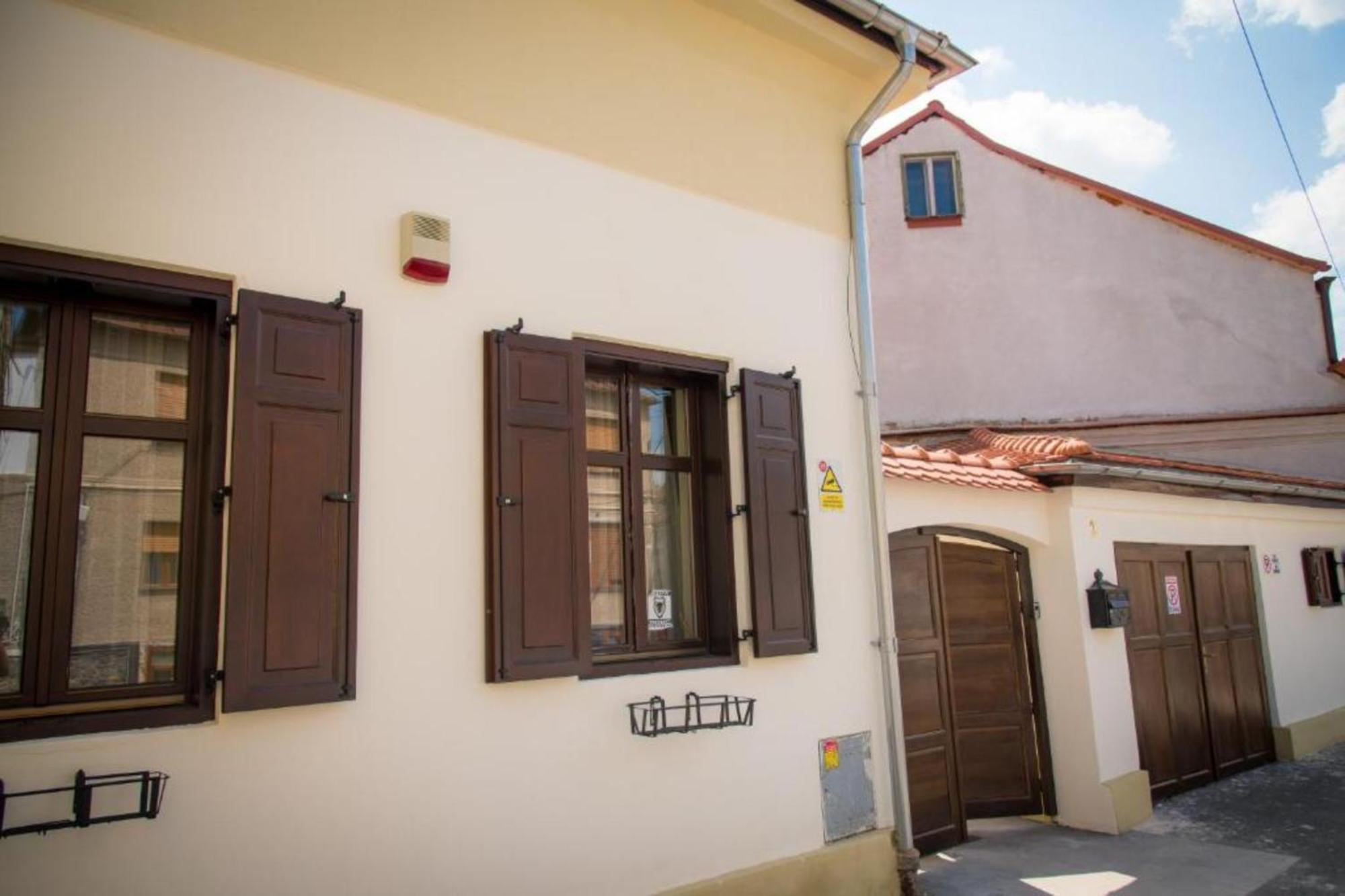Aparthotel Cochet House Sibiu Exterior foto